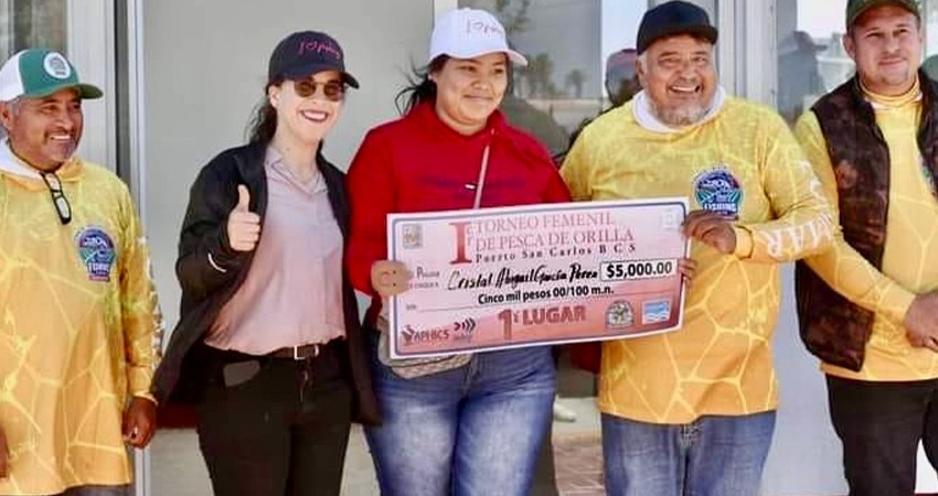 Celebran mujeres de puerto San Carlos el día estatal de la pesca deportiva