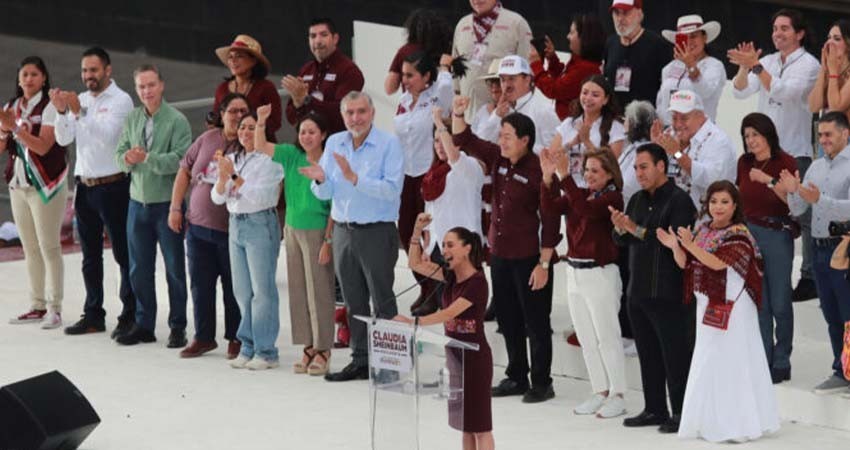 Al grito de ‘¡presidenta!’, Sheinbaum cierra campaña en el Zócalo y dice que ‘no va a defraudar’
