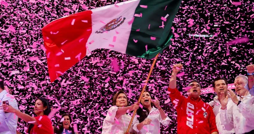 ‘La esperanza ya cambió de manos, la esperanza es nuestra’, dice Gálvez en su cierre de campaña en Monterrey