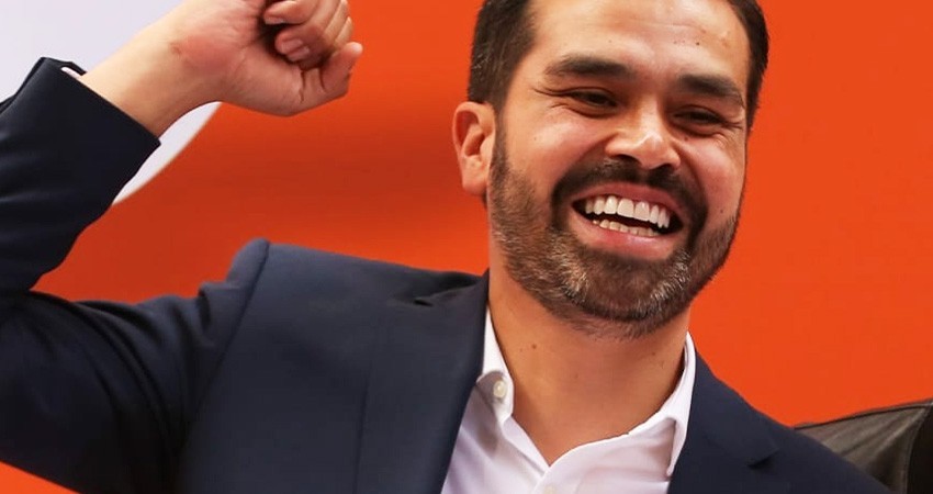 Máynez reaparece y no descarta ir por la dirigencia de Movimiento Ciudadano Máynez reaparece y no descarta ir por la dirigencia de Movimiento Ciudadano