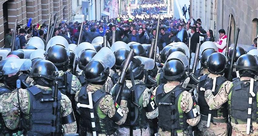 AMLO celebra respuesta del pueblo boliviano para 'defender la democracia' en intento golpista