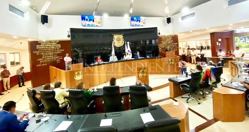 Se ausentan funcionarios de sesiones solemnes del Congreso de BCS