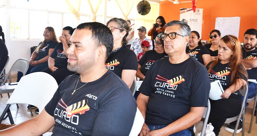 Habitantes de Todos Santos se capacitan para la empleabilidad