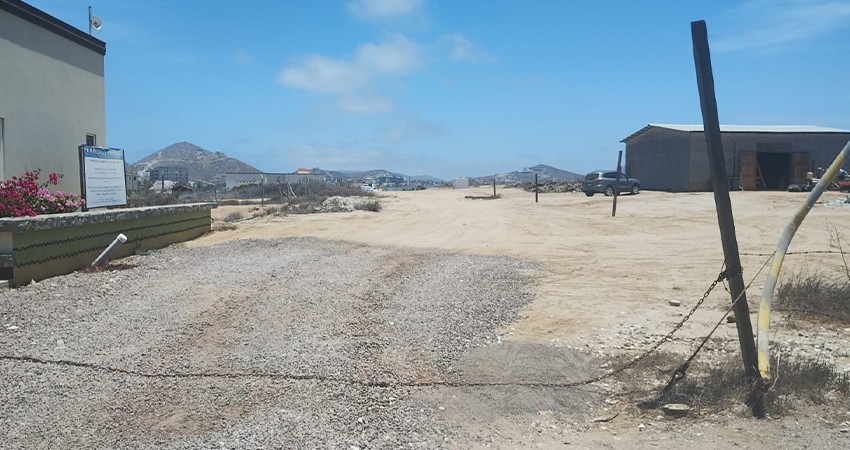 Supervisa Ayuntamiento de La Paz obstrucción de vía pública en la comunidad de Cerritos