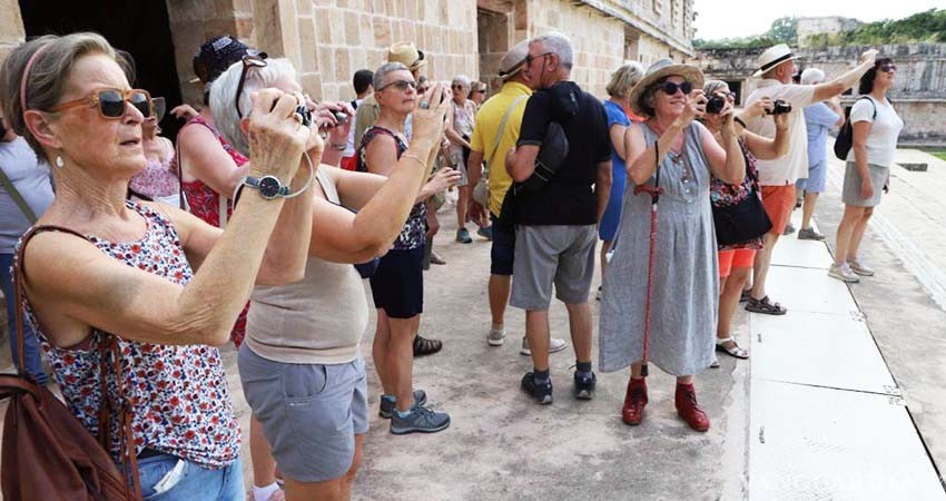 Turismo internacional dejó 14,975 mdd a México de enero a mayo