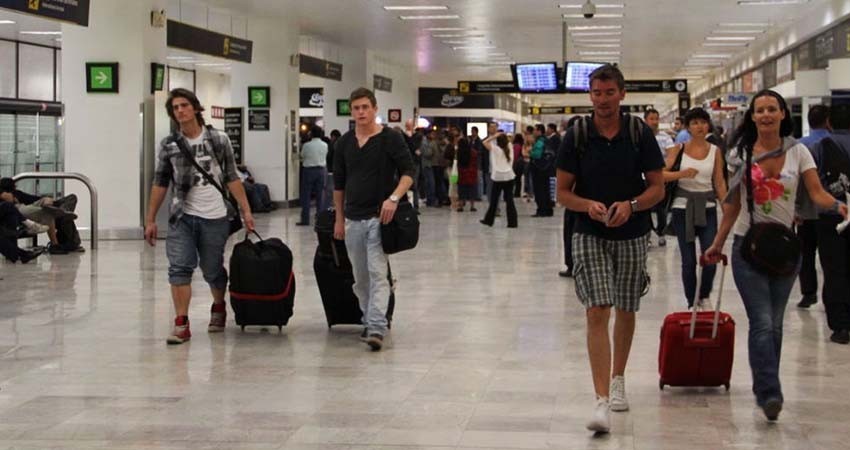 México movilizó a 59.6 millones de pasajeros en primer semestre México movilizó a 59.6 millones de pasajeros en primer semestre