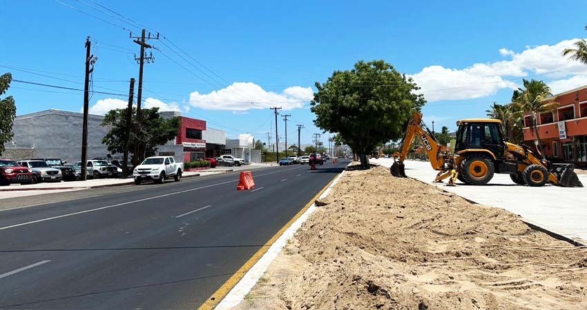 Aplicará el gobierno estatal 800 toneladas de asfalto donado por PEMEX.