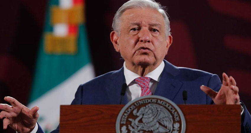 AMLO responde a manifestación contra la sobrerrepresentación y critica a la oposición
