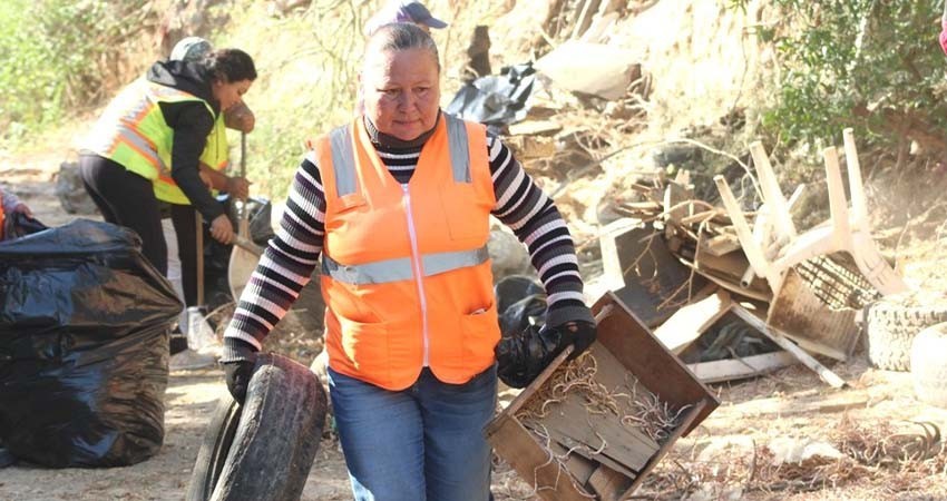 Importante que se denuncie a quien tire basura en arroyos o vía pública: SEPUM