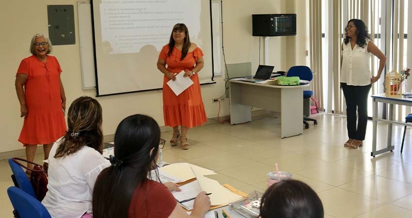 Participan más de mil 700 docentes de preescolar en talleres intensivos Participan más de mil 700 docentes de preescolar en talleres intensivos