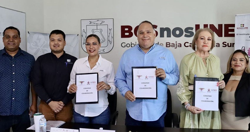 Firman convenio de colaboración ICATEBCS e Instituto de las Mujeres de Los Cabos