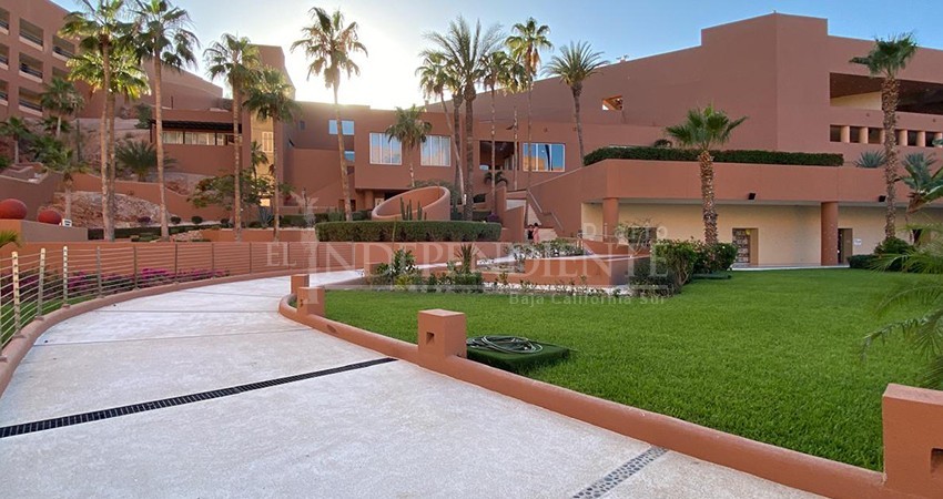 Salicrup: Falta de promoción turística afectó a la llegada de turistas a Los Cabos Salicrup: Falta de promoción turística afectó a la llegada de turistas a Los Cabos