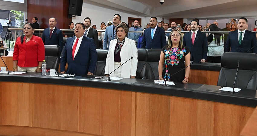 Inicia la XVII Legislatura el primer periodo de sesiones