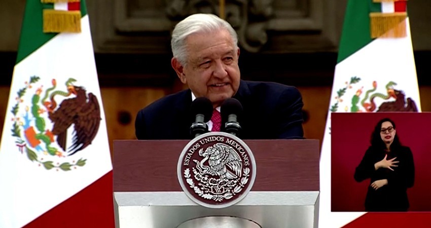 Pese a críticas, AMLO presume que logró sistema de salud 'mejor que el de Dinamarca' Pese a críticas, AMLO presume que logró sistema de salud 'mejor que el de Dinamarca'