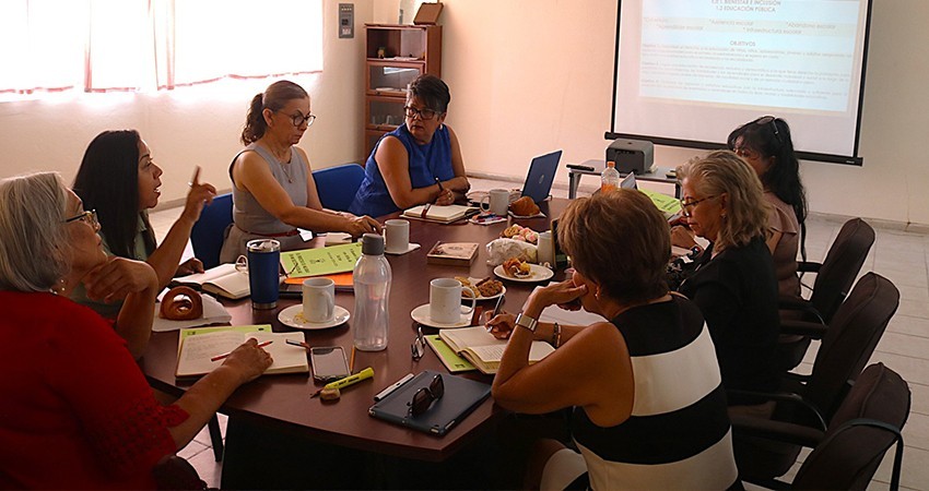 Trabajan jefas de sector de preescolar, estrategias de la NEM