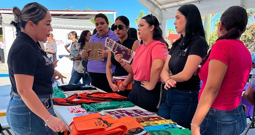 Celebran primera feria “Cultura de la Legalidad” en la UABCS Celebran primera feria “Cultura de la Legalidad” en la UABCS