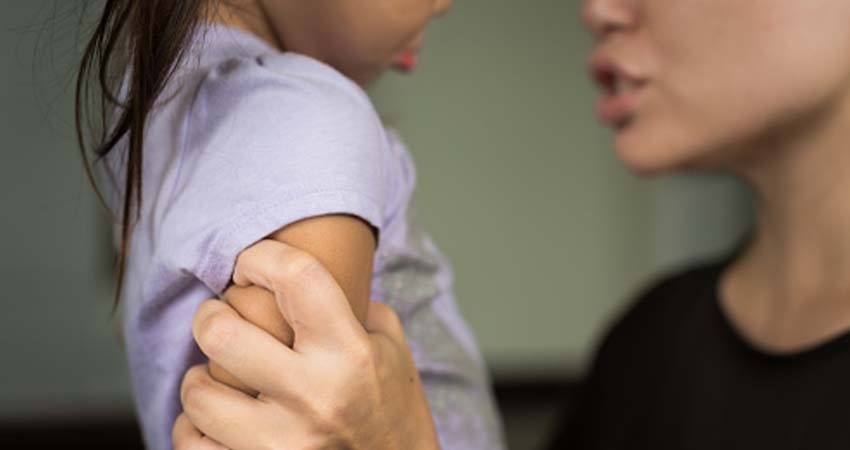 Proponen hasta 10 años de cárcel por maltrato infantil Proponen hasta 10 años de cárcel por maltrato infantil