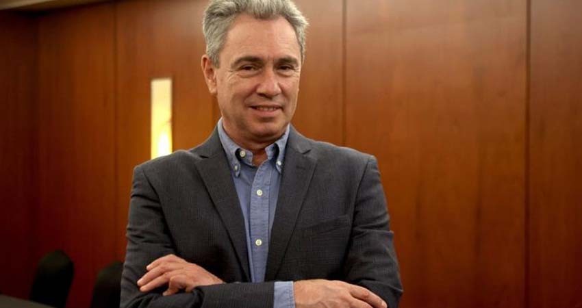 Nieto del fundador del PAN crea movimiento disidente al interior del partido