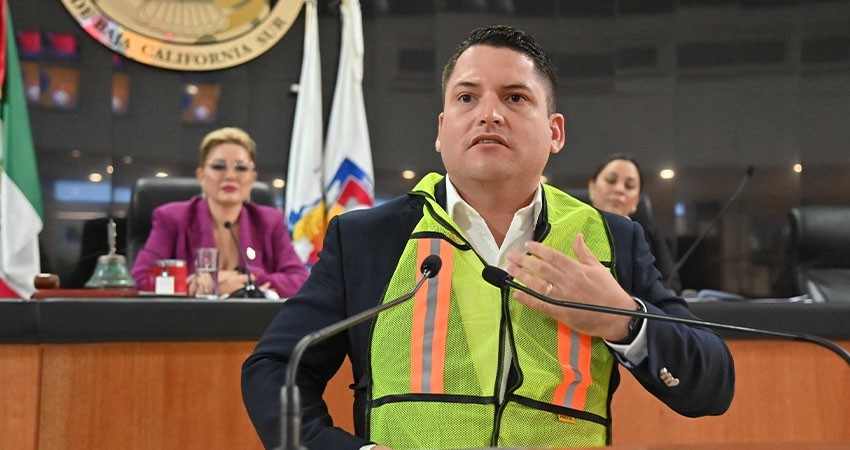 Reconoce diputado Erick Agúndez a los héroes anónimos que salvan vidas y protegen a la población en desastres naturales