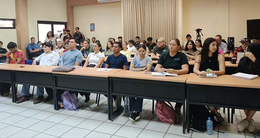 Dialogan en la UABCS sobre los desafíos ambientales y soluciones a los contaminantes y agentes tóxicos que afectan el medio ambiente