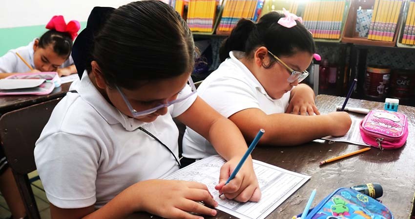 Participan más de 48 mil alumnos y 184 escuelas de BCS en evaluación diagnóstica Participan más de 48 mil alumnos y 184 escuelas de BCS en evaluación diagnóstica