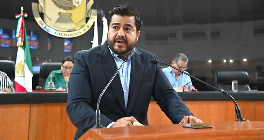 Se compromete diputado Omar Torres a ser gestor incansable para atender la problemática del agua en BCS Se compromete diputado Omar Torres a ser gestor incansable para atender la problemática del agua en BCS