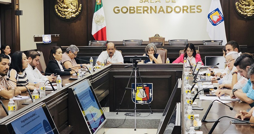 Sesiona la junta de gobierno del ISIFE; evalúan avances y presupuestos Sesiona la junta de gobierno del ISIFE; evalúan avances y presupuestos