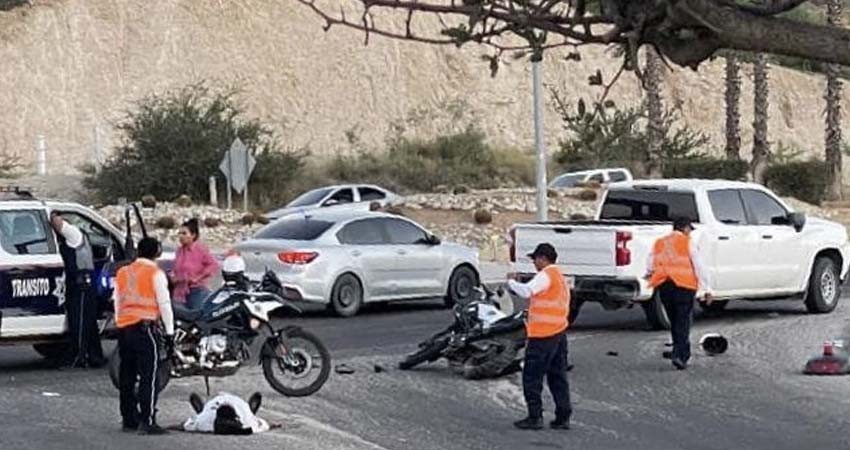 Policía Municipal de Los Cabos es atropellado en Glorieta FONATUR; vocera del alcalde la presunta responsable Policía Municipal de Los Cabos es atropellado en Glorieta FONATUR; vocera del alcalde la presunta responsable