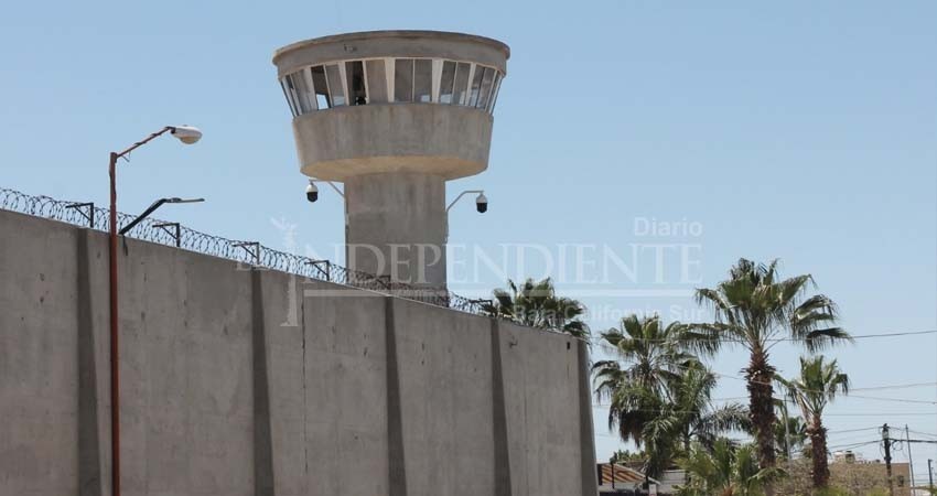Destituyen de su puesto al director General del Sistema Penitenciario en BCS Destituyen de su puesto al director General del Sistema Penitenciario en BCS
