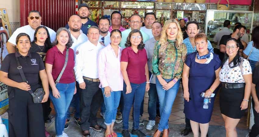 Celebran 54 aniversario del mercado municipal Francisco I. Madero