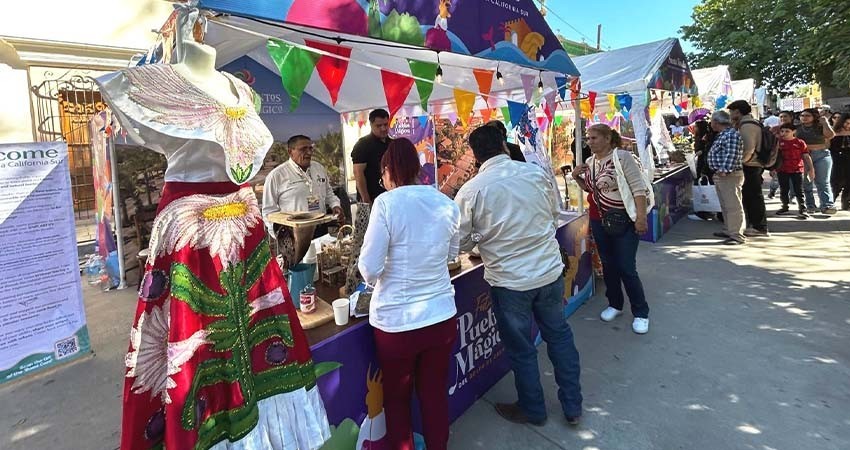 Todos Santos se consolida como referente turístico en el Festival de Pueblos Mágicos Todos Santos se consolida como referente turístico en el Festival de Pueblos Mágicos