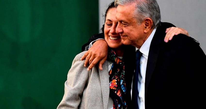 Sheinbaum dice que AMLO no se retiró de la vida pública: 'Sigue luchando desde otra trinchera'