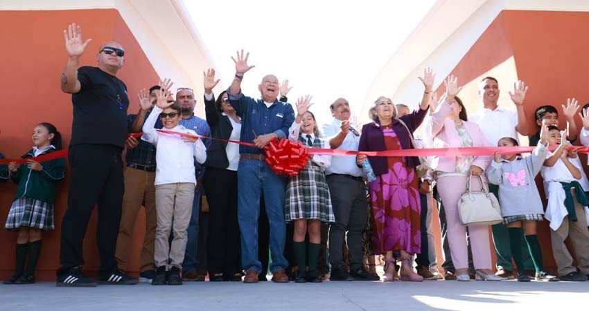 Castro Cosío: Trabajamos para mejorar la educación en BCS