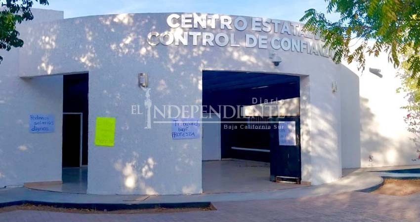Bajo protesta trabajan los empleados del C-3 Bajo protesta trabajan los empleados del C-3