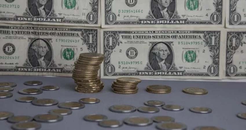 Ausencia de aranceles de Trump ayuda al peso… por ahora