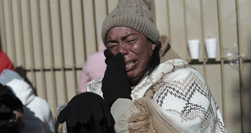 Quedan 270,000 personas varadas tras cancelación de app migratoria, según CBS