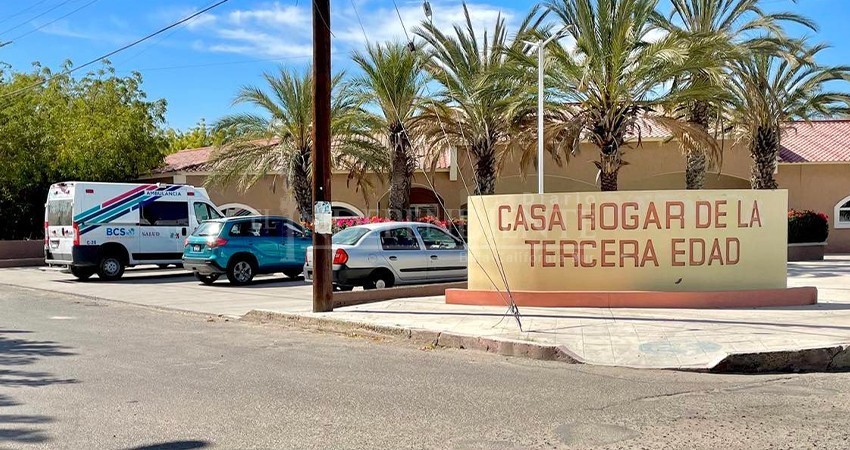 Exhorta SEDIF al asilo San Vicente de Paúl a recibir más adultos mayores en situación de vulnerabili-dad Exhorta SEDIF al asilo San Vicente de Paúl a recibir más adultos mayores en situación de vulnerabili-dad