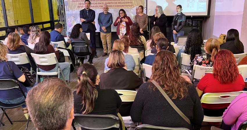 Arranca SEDIF taller para erradicar las violencias en el municipio de Los Cabos