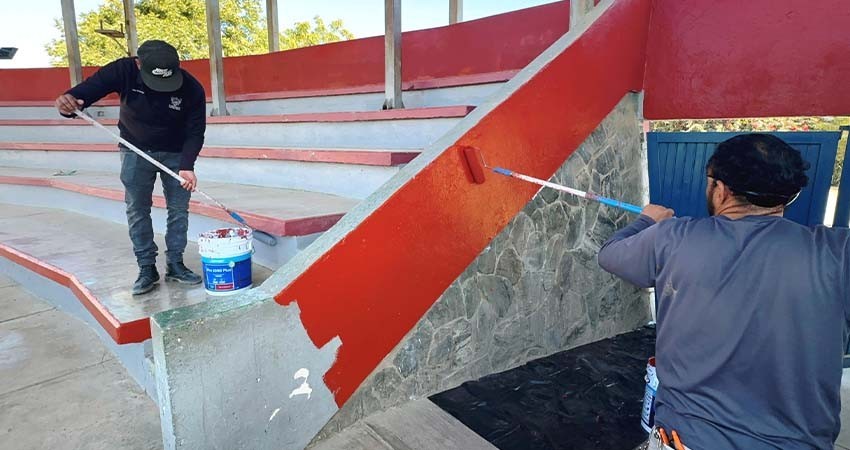 Rehabilita Servicios Públicos el estadio de béisbol en Todos Santos