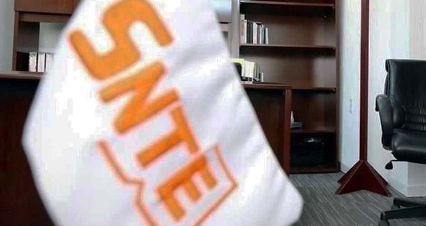 SNTE ofrece a MORENA a 5.5 millones de afiliados; la mitad de la meta del partido