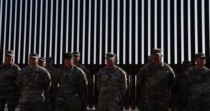 Trump manda otros tres mil militares a la frontera; detenciones de migrantes caen 95% en EU