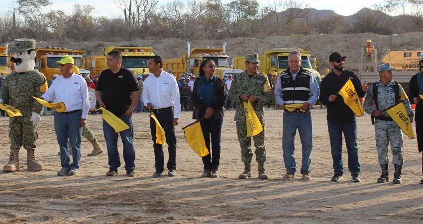 Llevan a cabo jornada de limpieza en el arroyo Salto Seco, en Los Cabos