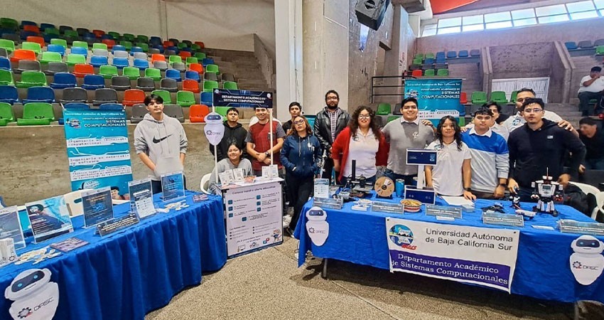 UABCS presente en la Feria Universitaria 2025 para orientar a aspirantes a la educación superior