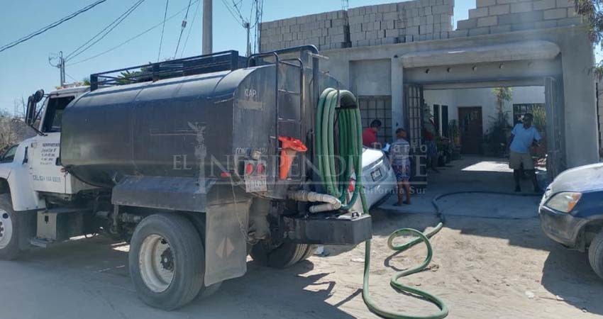 Trabajan en estudios técnicos para regular precios de las pipas de agua en Los Cabos