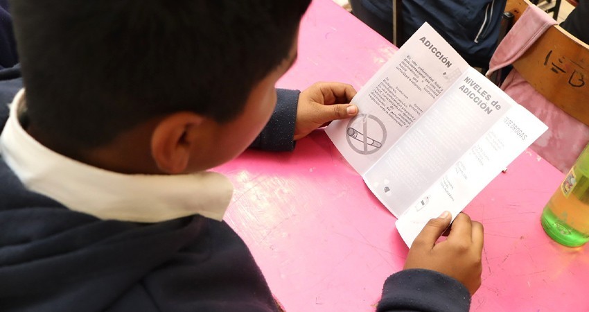 Avanza la campaña contra las adicciones en escuelas secundarias de BCS Avanza la campaña contra las adicciones en escuelas secundarias de BCS