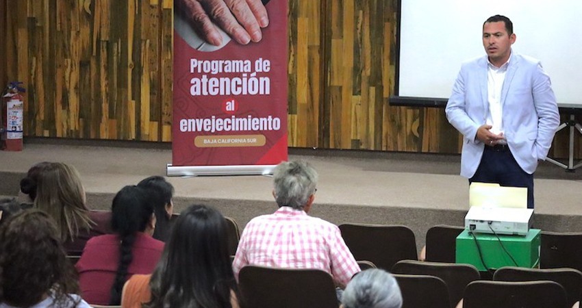 Finalizan curso para cuidadoras y cuidadores de adultos mayores Finalizan curso para cuidadoras y cuidadores de adultos mayores