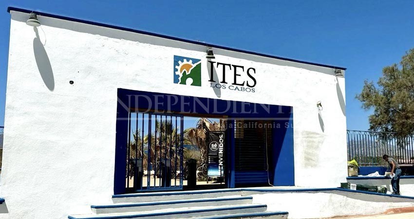 levantan cuelga en ITES Los Cabos