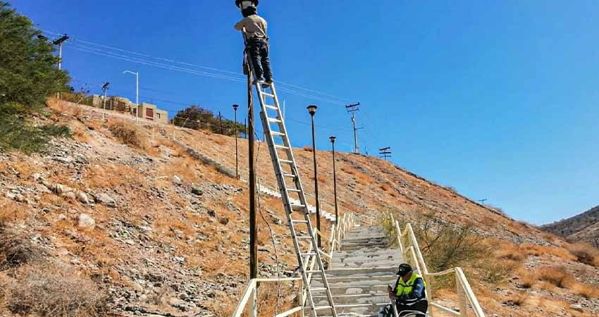Más de 270 luminarias rehabilitadas gracias a reportes en App La Paz Más de 270 luminarias rehabilitadas gracias a reportes en App La Paz