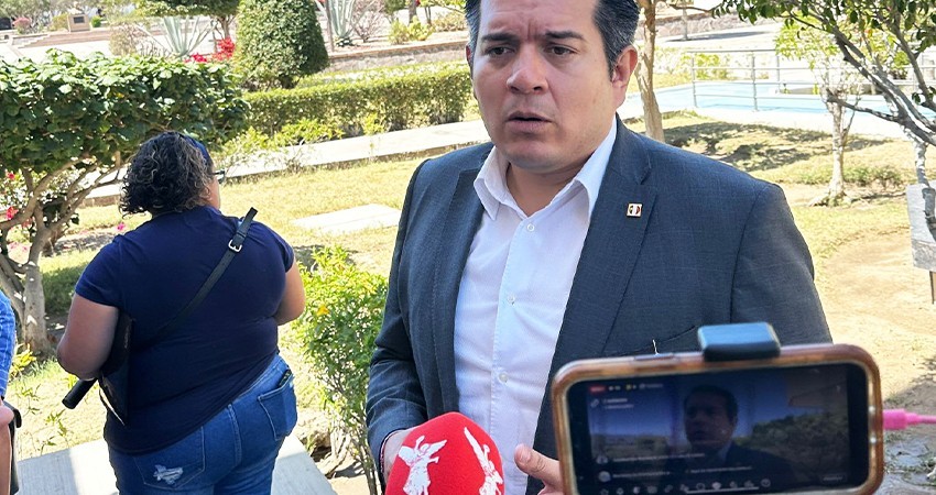 Propone el PRI titulación gratuita para estudiantes universitarios de BCS Propone el PRI titulación gratuita para estudiantes universitarios de BCS