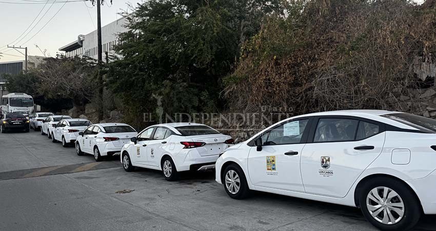 Ayuntamiento de Los Cabos en buró de crédito ante arrendadora de autos Ayuntamiento de Los Cabos en buró de crédito ante arrendadora de autos